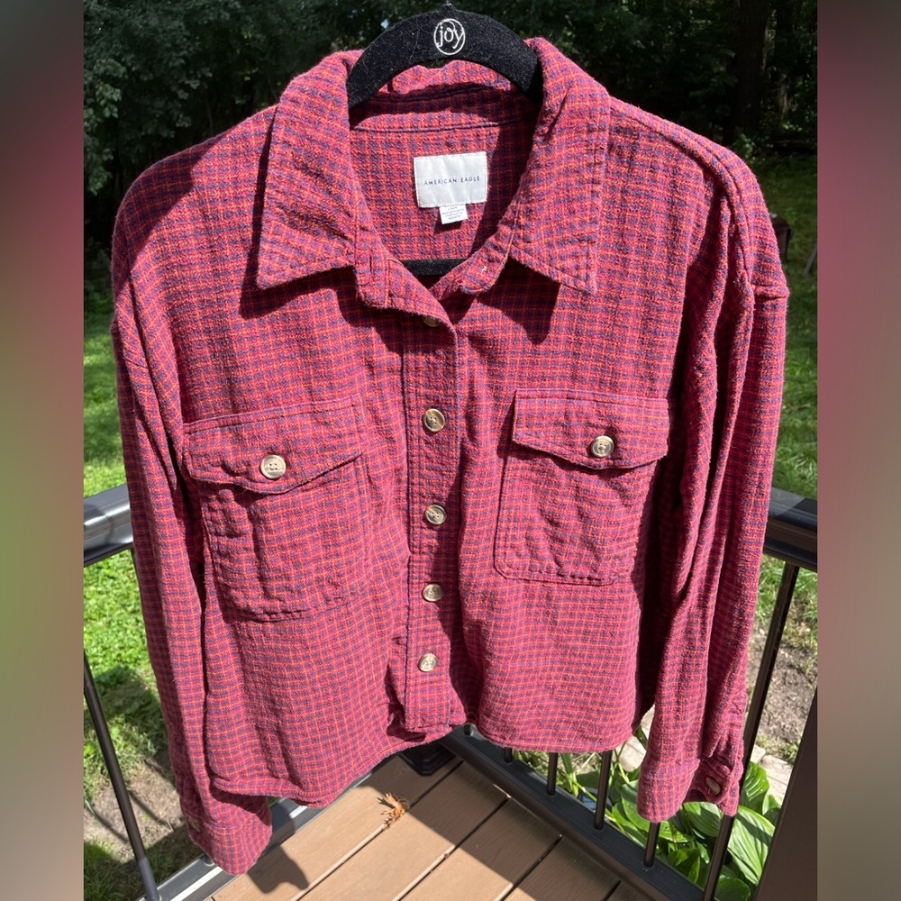 American Eagle Cropped Flannel - L